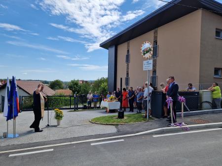 Otvoritev Mestni breg 10